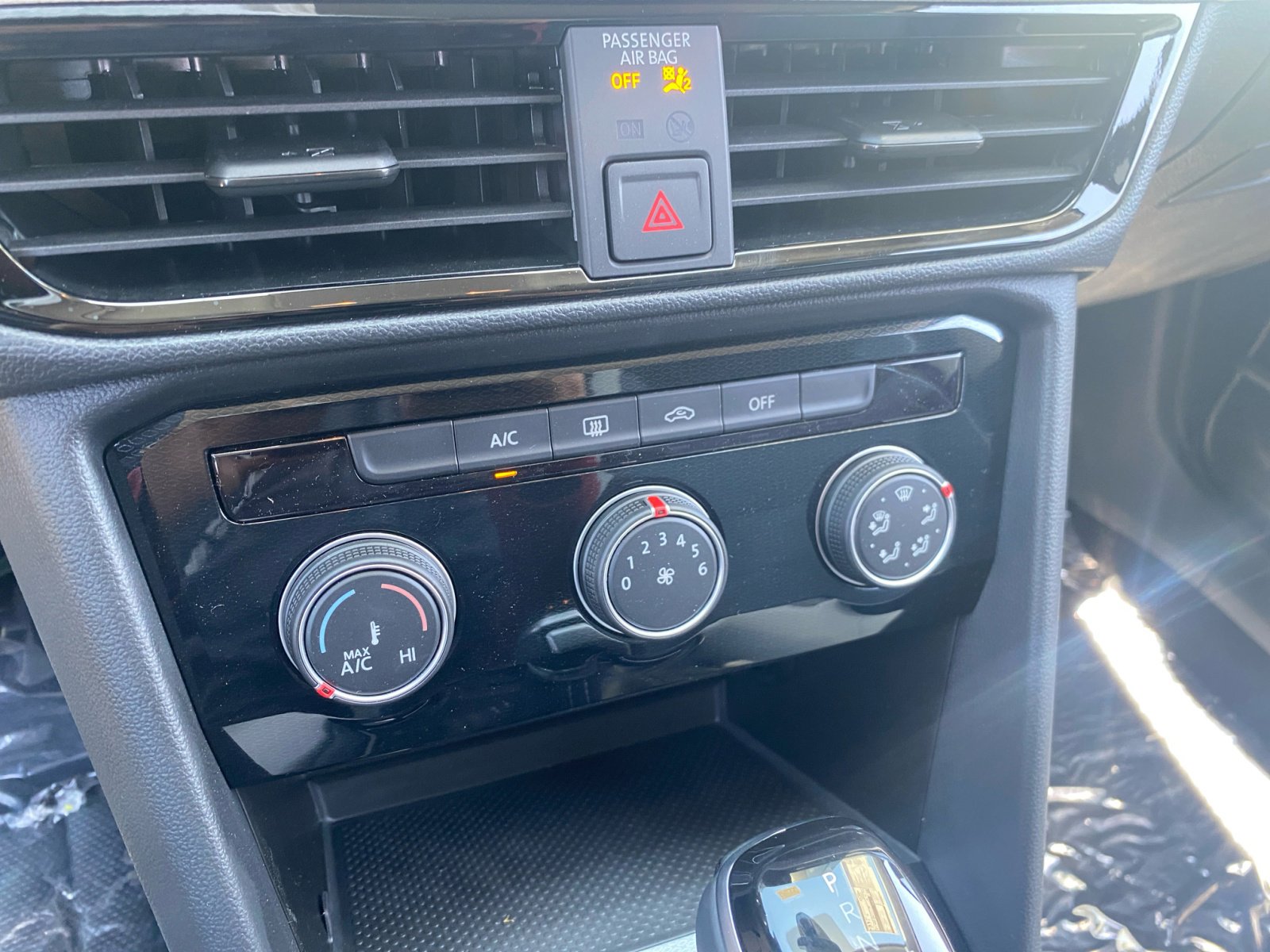 New 2025 Volkswagen Taos S image 12