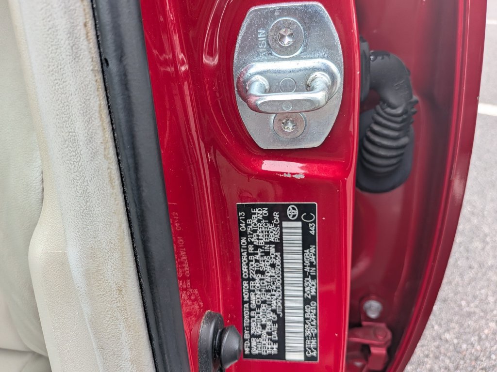 Used 2013 Toyota Prius Four FWD image 27
