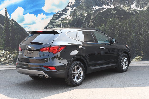 Used 2017 Hyundai Santa Fe Sport FWD image 3