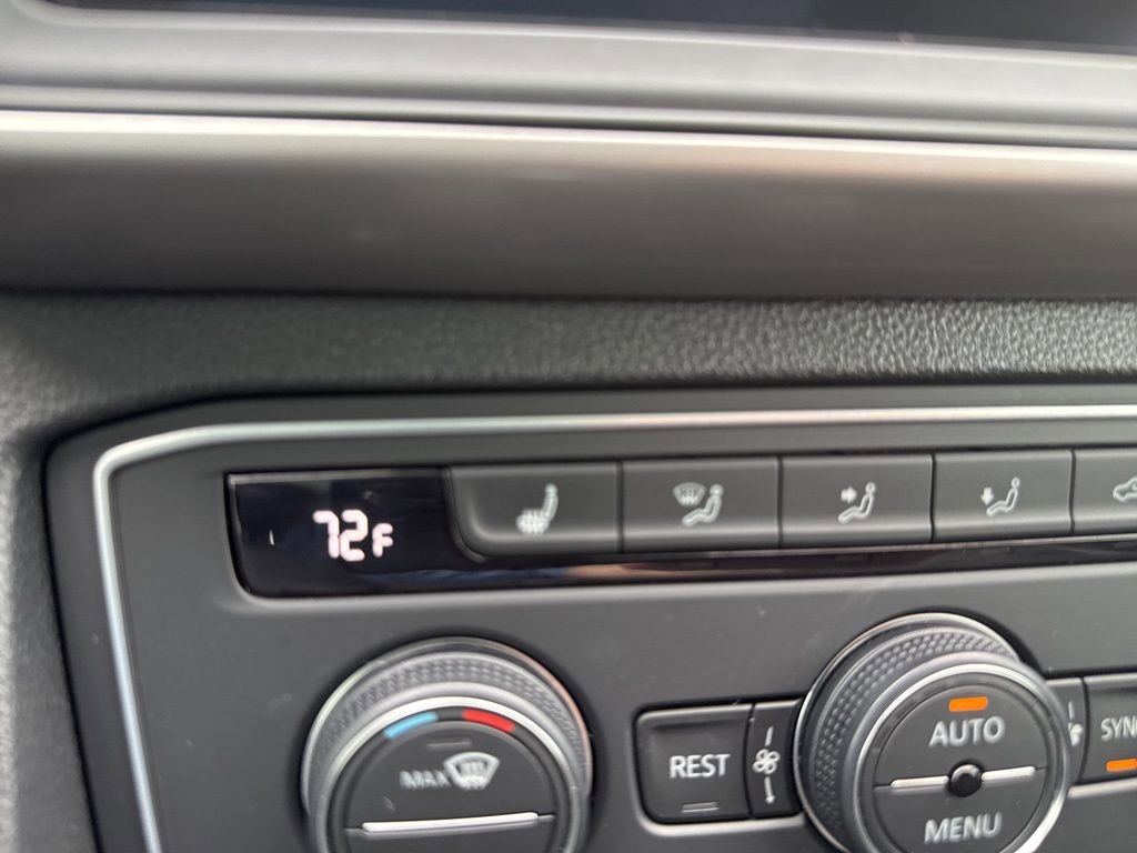 Used 2021 Volkswagen Atlas SE image 36