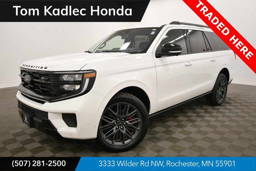Used 2025 Ford Expedition Max Platinum w/ Stealth Performance Package image 1