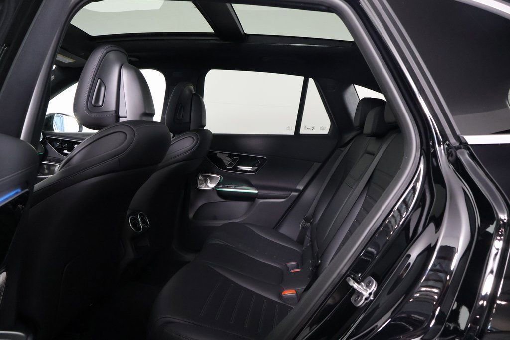 New 2026 Mercedes-Benz GLC 300 image 6