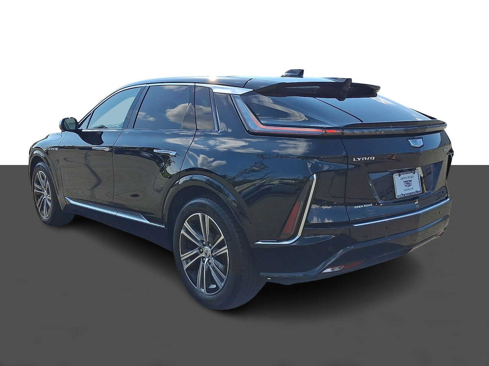 Used 2026 Cadillac Lyriq Luxury AWD/4WD image 4