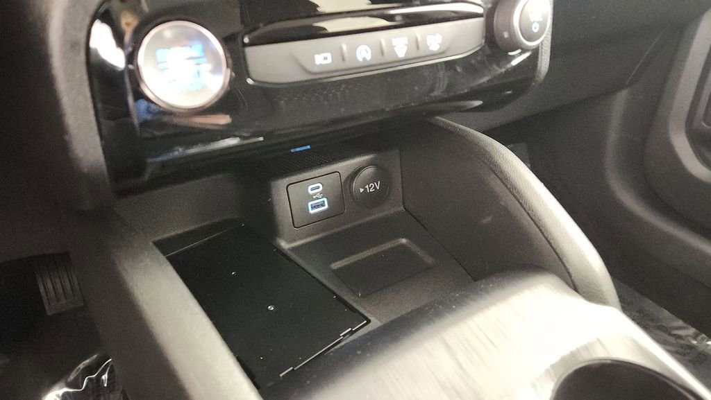 Used 2023 Ford Escape Active w/ Tech Pack #2 AWD/4WD image 16