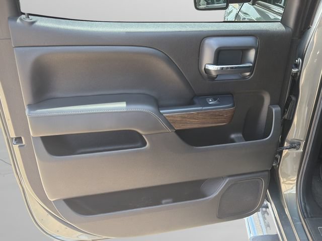 Used 2018 GMC Sierra 3500 Denali w/ Duramax Plus Package AWD/4WD image 15