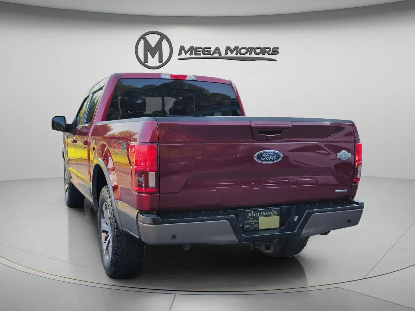 Used 2018 Ford F150 King Ranch w/ Equipment Group 601A Luxury AWD/4WD image 5