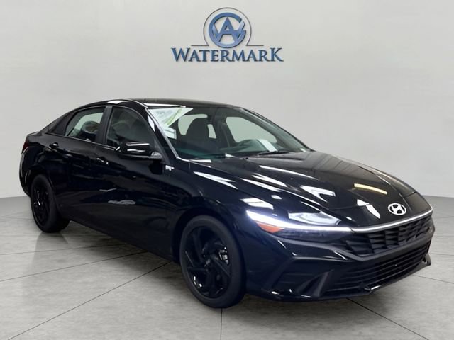 New 2026 Hyundai Elantra Sport image 7