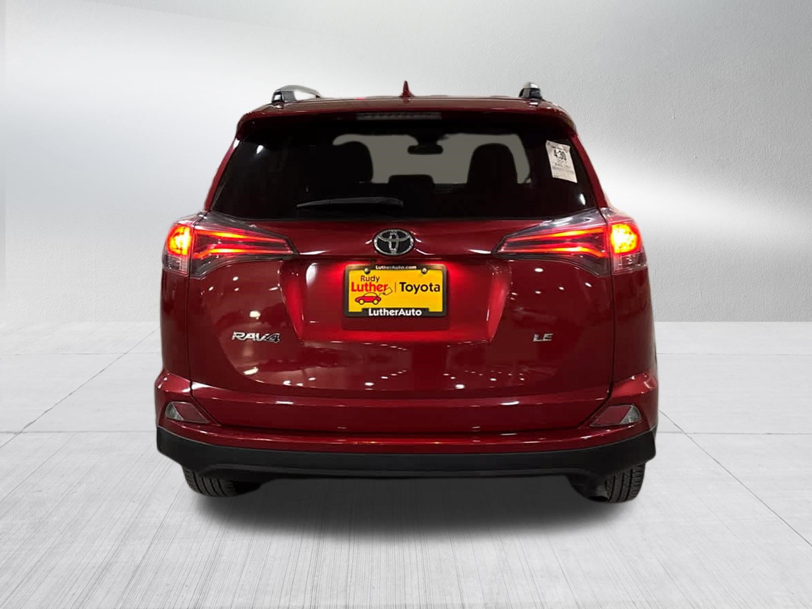 Certified 2017 Toyota RAV4 LE w/ Carpet Mat Package FWD image 5