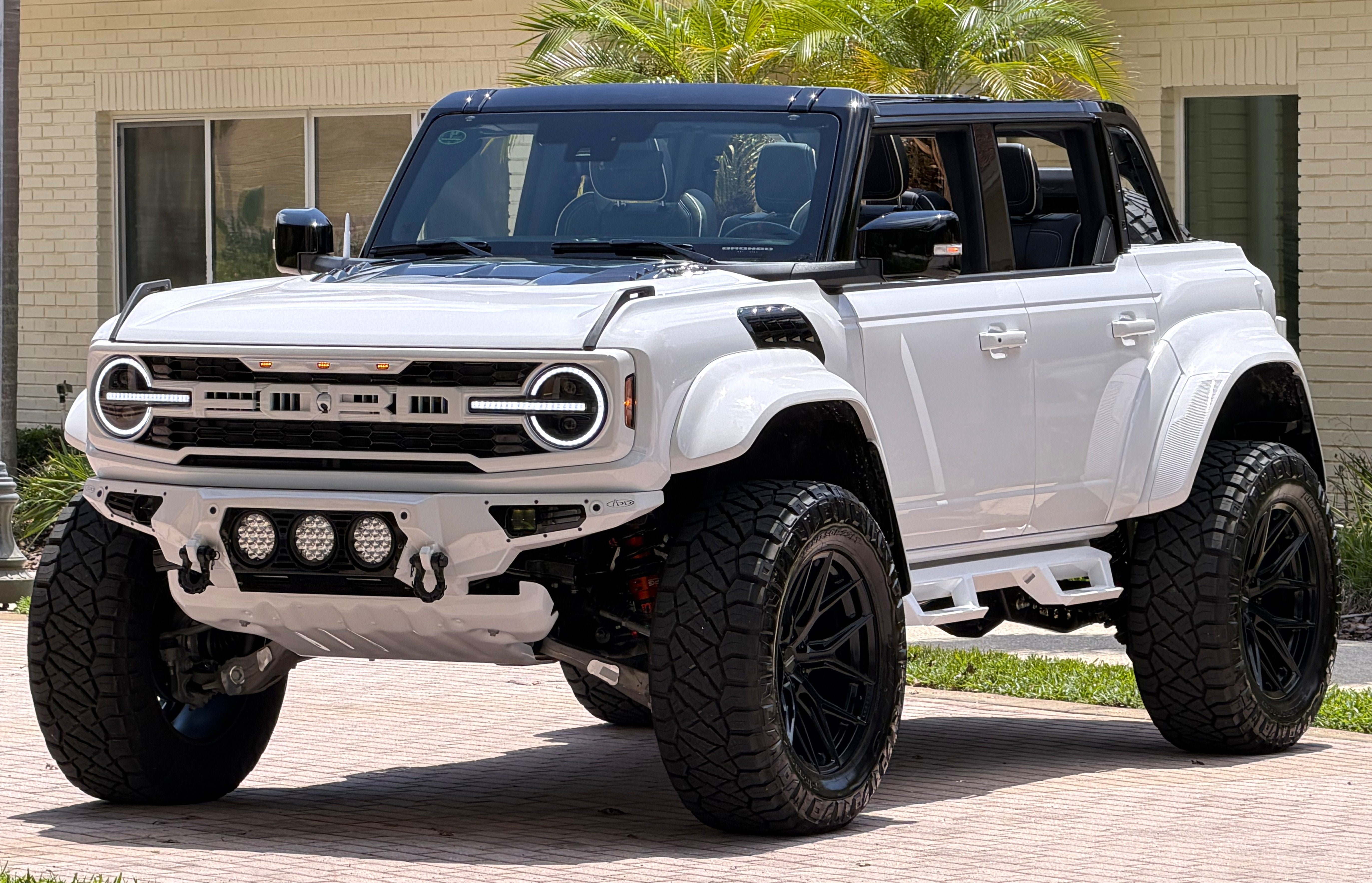 Used 2026 Ford Bronco Raptor AWD/4WD image 12