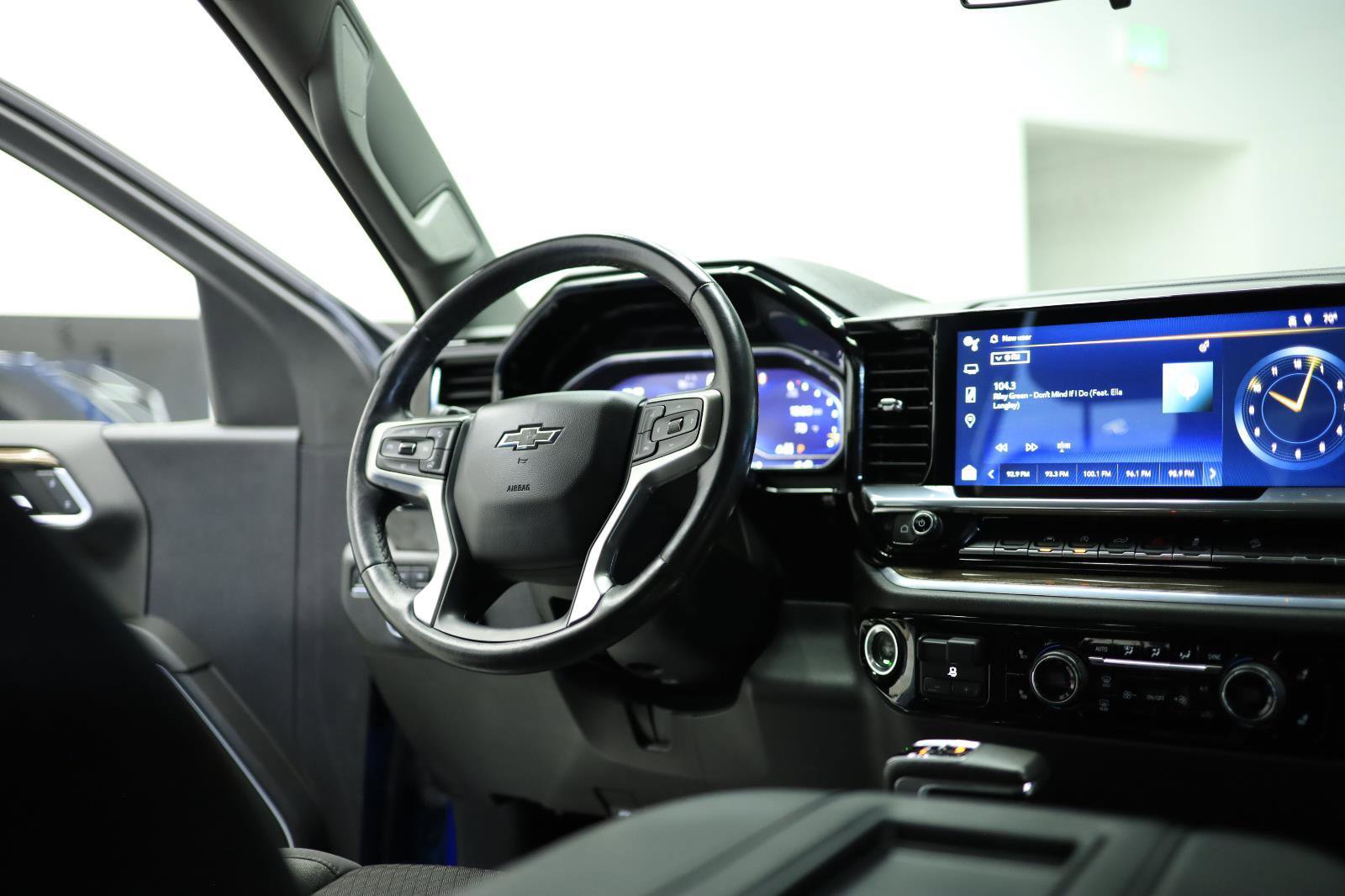 Used 2022 Chevrolet Silverado 1500 RST image 55
