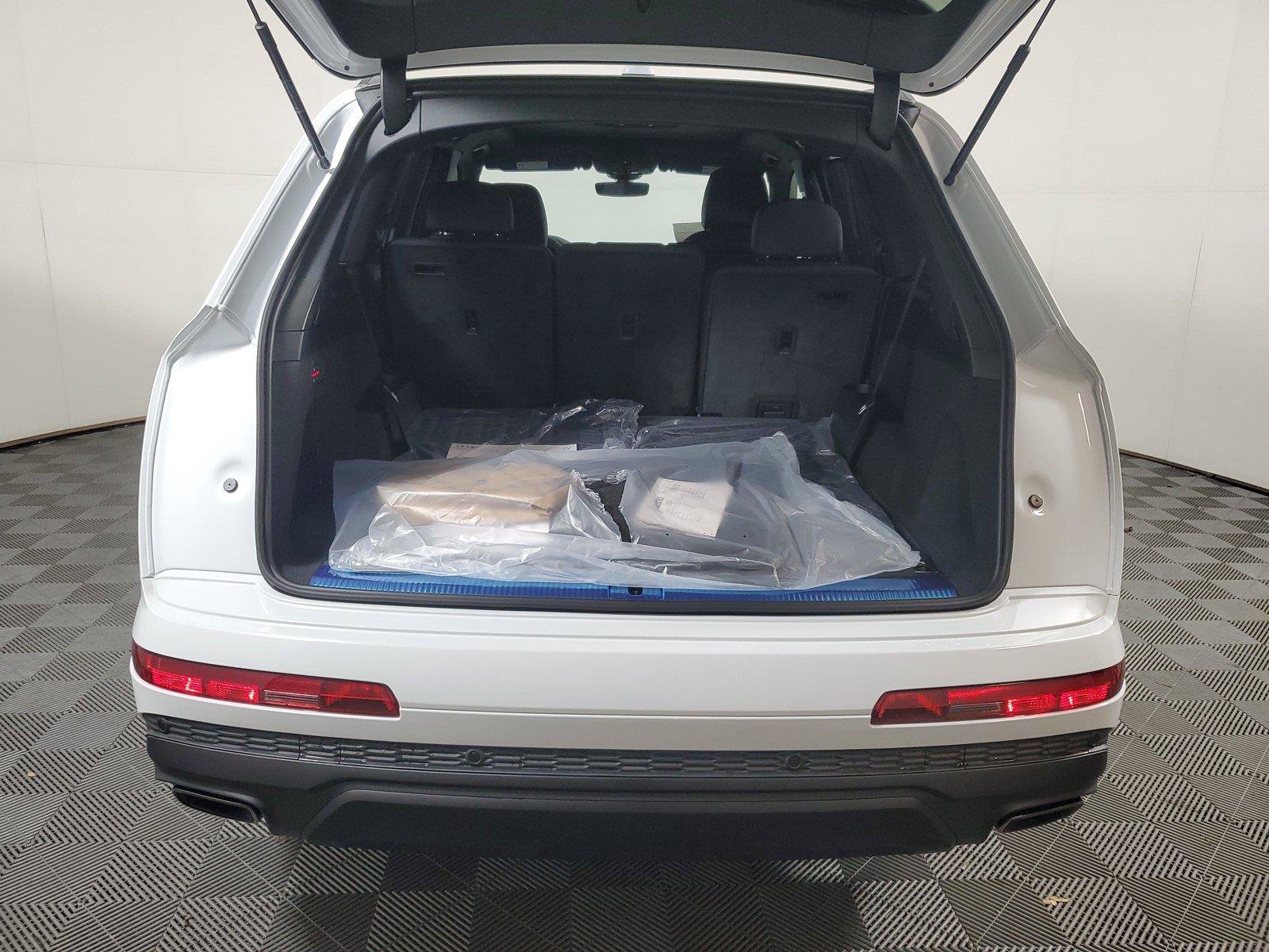 New 2026 Audi Q7 2.0T Premium Plus AWD/4WD image 9