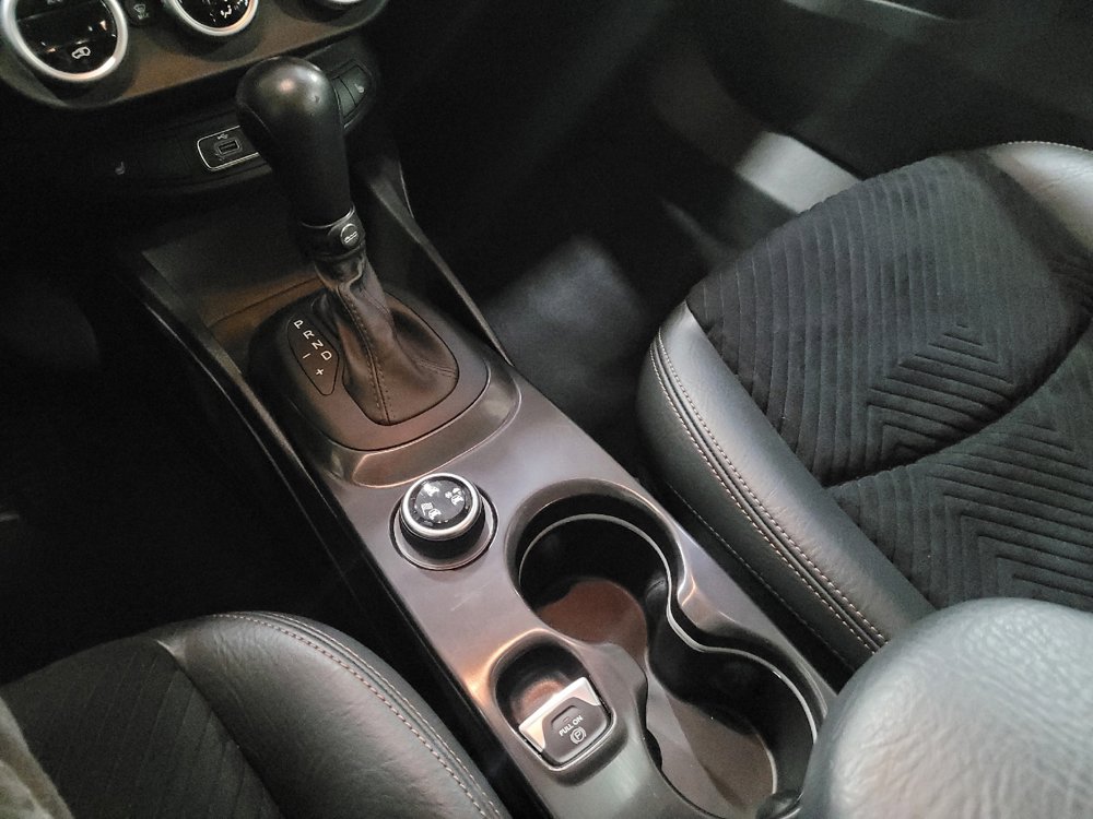 Used 2019 FIAT 500X Trekking w/ Sunroof & Beats Package image 26