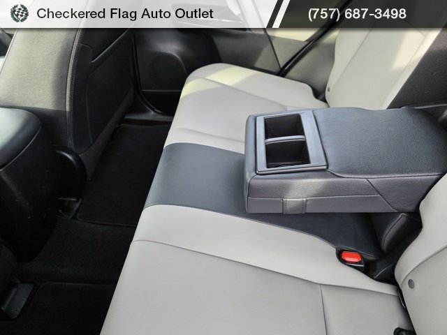 Used 2017 Toyota RAV4 Limited image 40