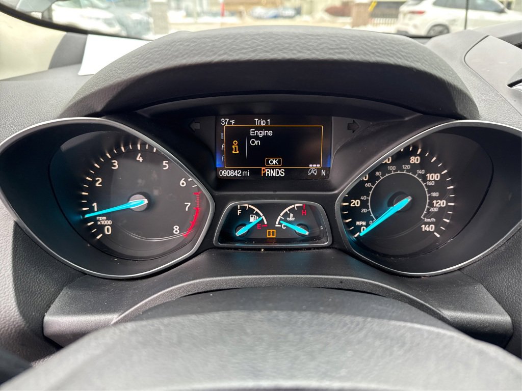 Used 2017 Ford Escape SE w/ SE Cold Weather Package image 28