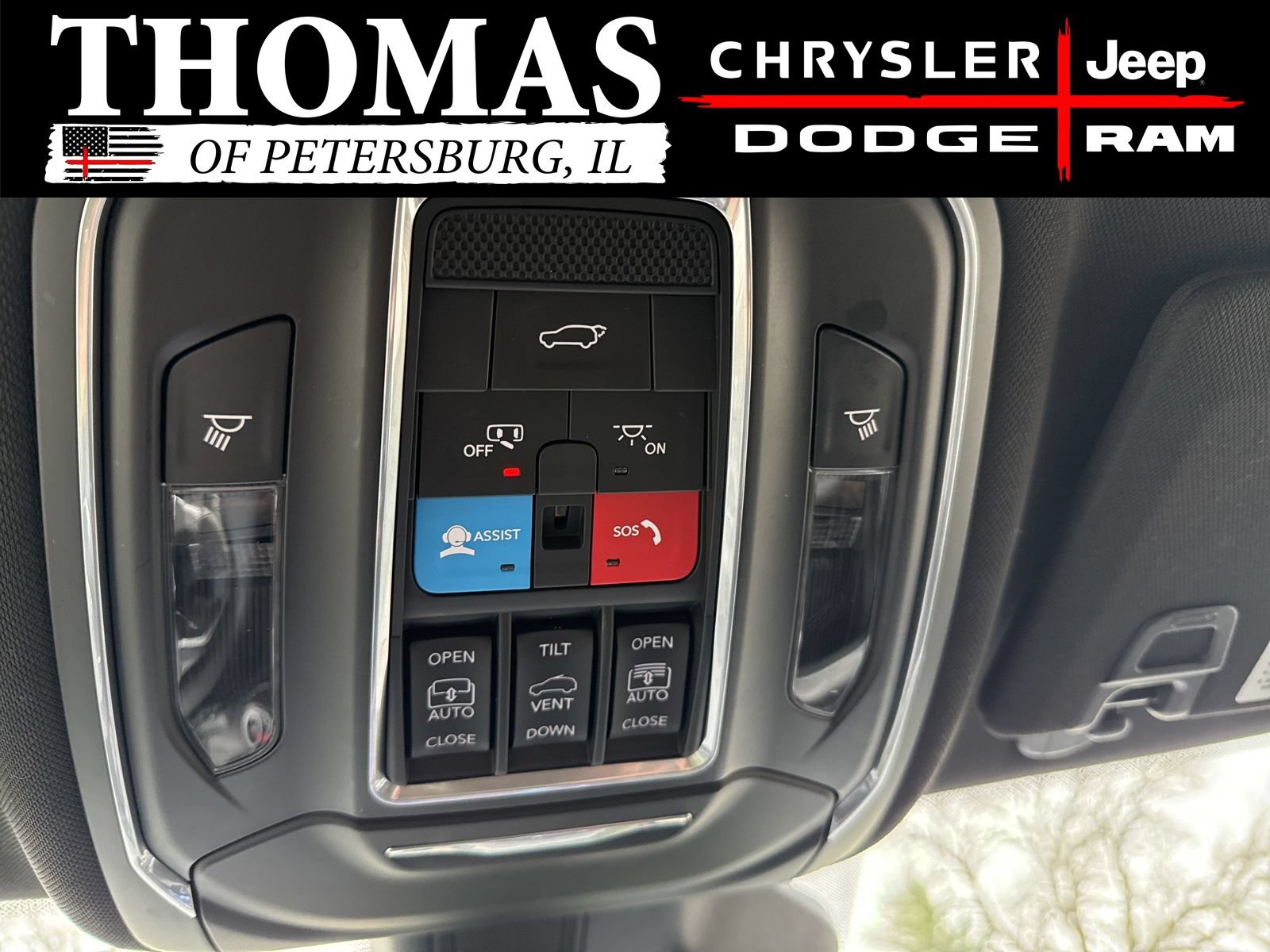 Used 2024 Jeep Grand Cherokee L Limited w/ Luxury Tech Group II AWD/4WD image 16