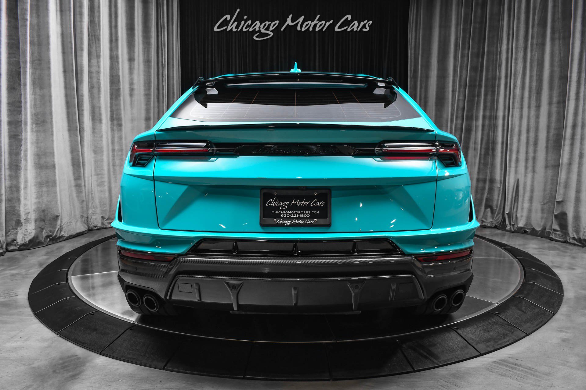 Used 2024 Lamborghini Urus Performante AWD/4WD image 4