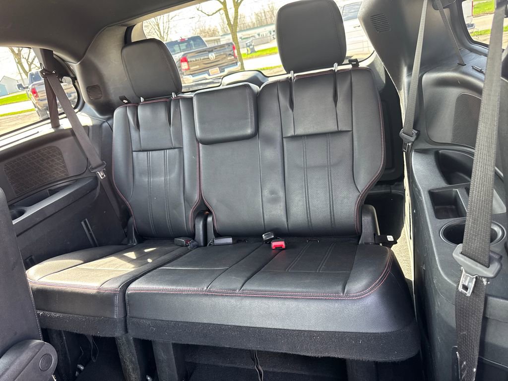 Used 2017 Dodge Grand Caravan GT image 29