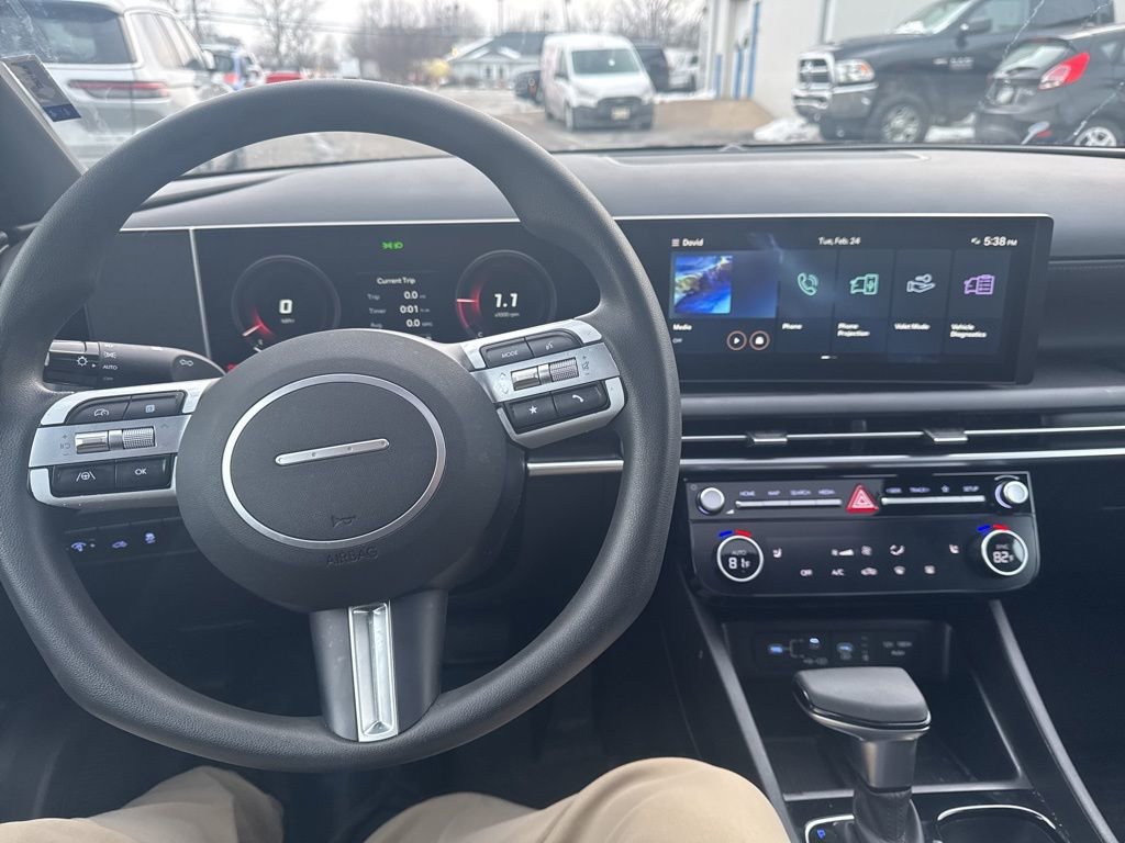 Used 2025 Hyundai Santa Cruz SEL image 4