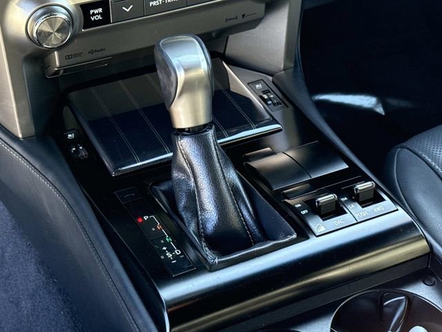 Used 2020 Lexus GX 460 Premium w/ Premium Package image 23