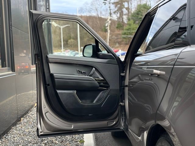 Used 2023 Land Rover Range Rover Sport SE image 18