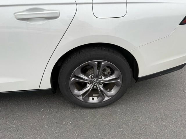 Used 2024 Honda Accord EX image 12