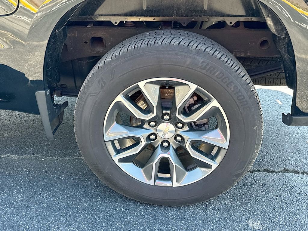 Used 2023 Chevrolet Silverado 1500 LT image 24