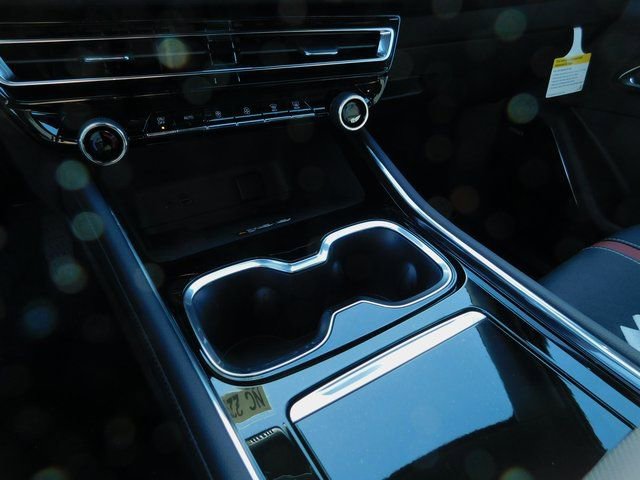 New 2026 Chevrolet Traverse RS w/ LPO, Illumination Package FWD image 16