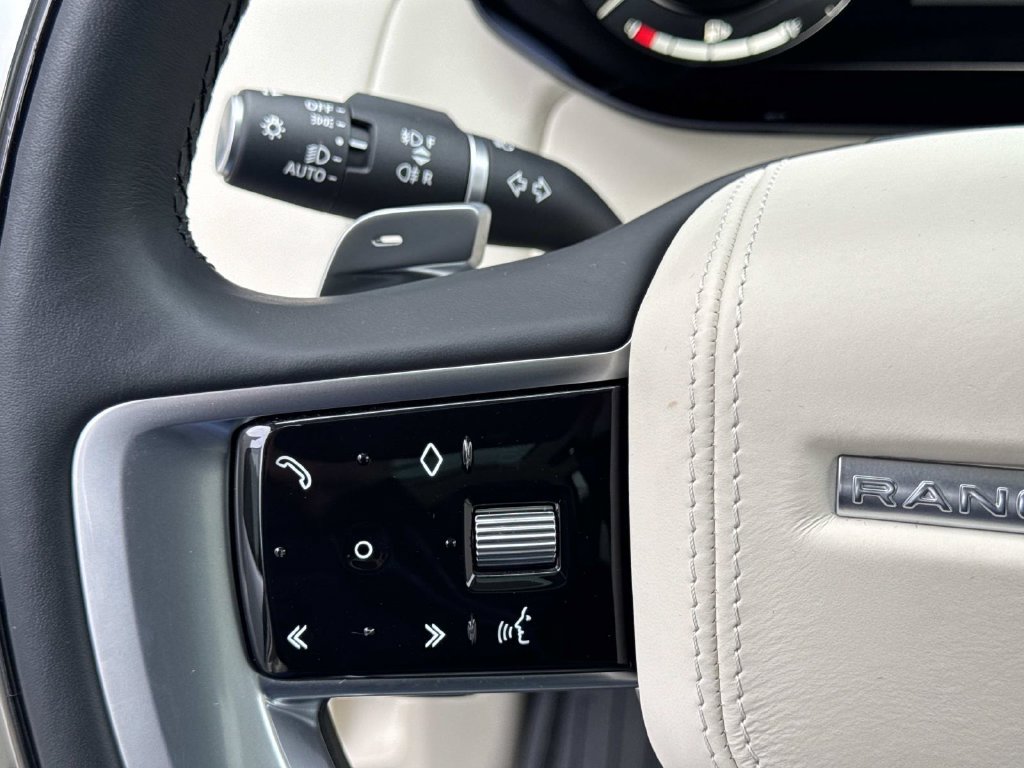 Used 2023 Land Rover Range Rover SE AWD/4WD image 29