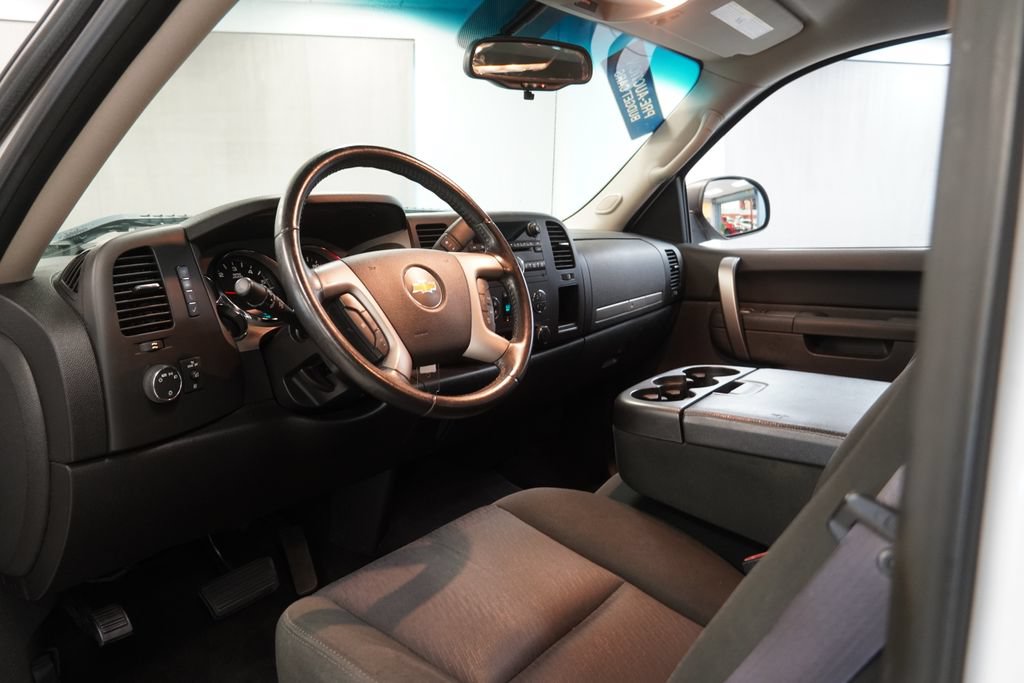 Used 2012 Chevrolet Silverado 1500 LT w/ All-Star Edition AWD/4WD image 6