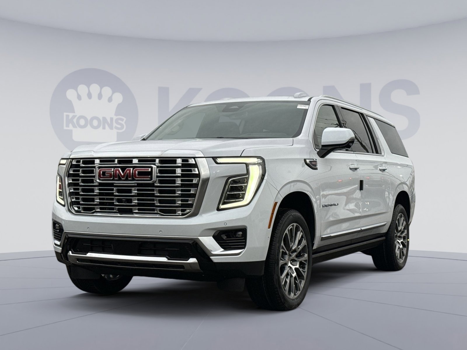 New 2026 GMC Yukon XL Denali w/ Sun & Power Step Package