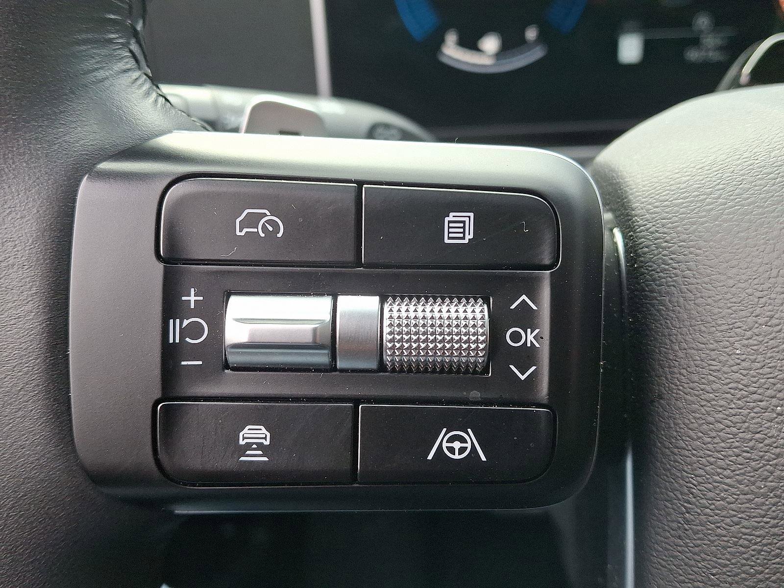 Used 2025 Hyundai Santa Fe XRT image 23