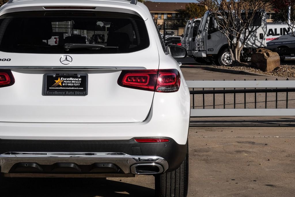 Used 2022 Mercedes-Benz GLC 300 w/ Premium Package Lite image 52