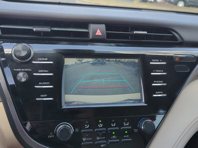 Used 2019 Toyota Camry LE image 12