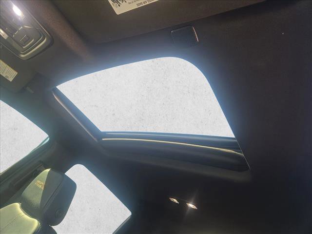 Used 2022 Chevrolet Silverado 1500 High Country w/ High Country Premium Package image 16