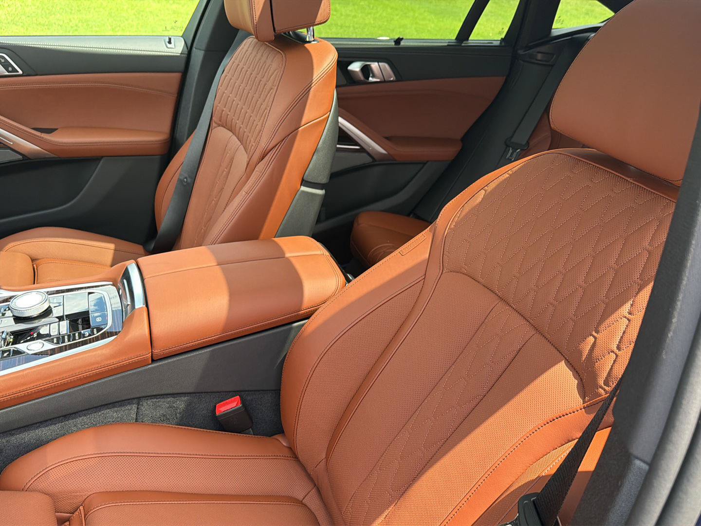 New 2027 BMW X6 xDrive40i w/ Executive Package AWD/4WD image 30