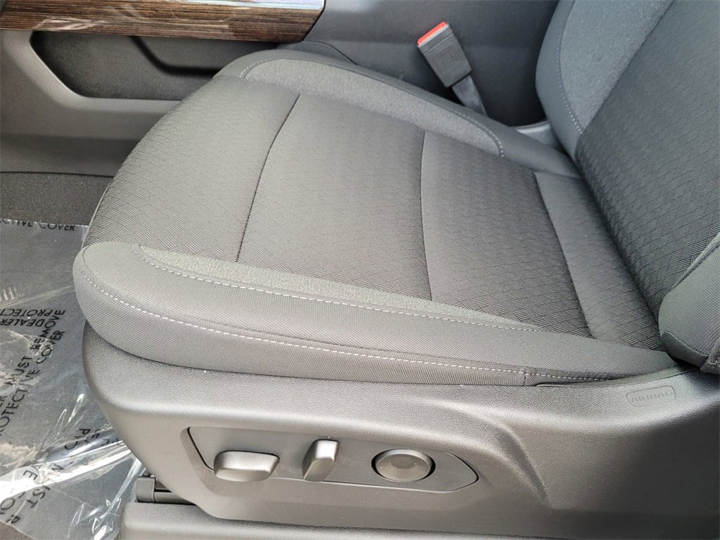 New 2026 GMC Sierra 1500 Elevation image 13