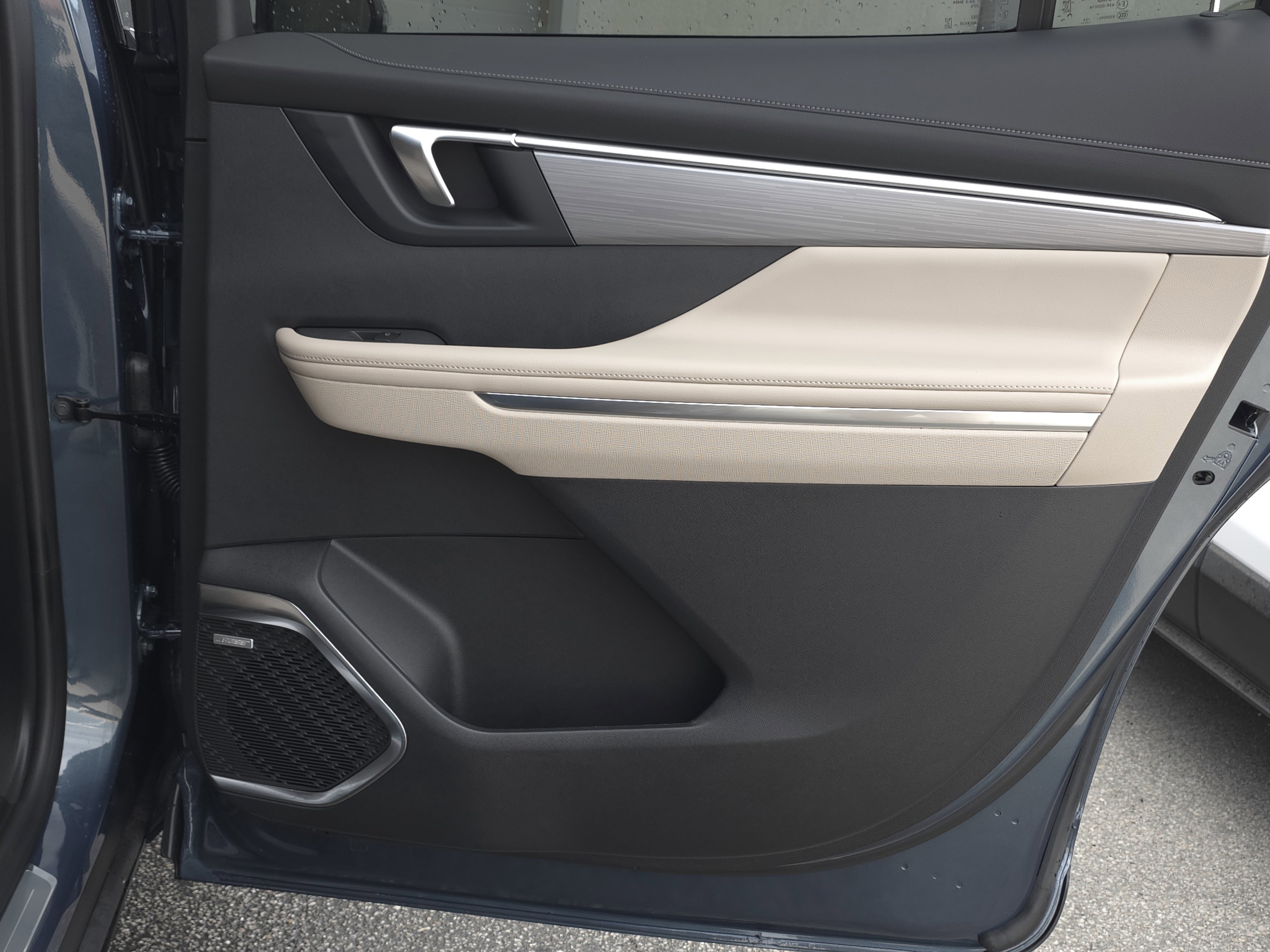 New 2026 Buick Enclave Preferred w/ Power Package FWD image 50