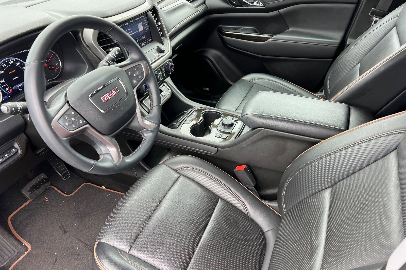 Used 2023 GMC Acadia AT4 w/ Technology Package image 10