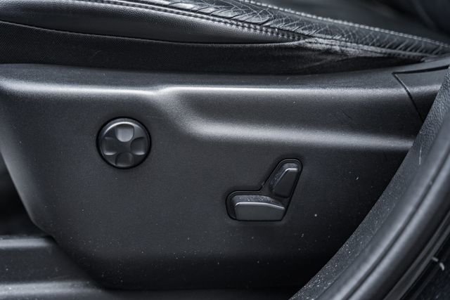 Used 2016 Jeep Grand Cherokee Limited image 36