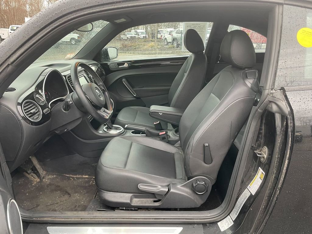 Used 2012 Volkswagen Beetle 2.5 FWD image 12