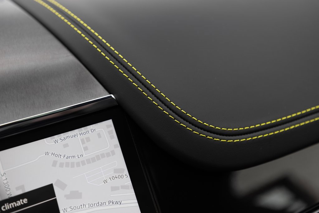 New 2026 Aston Martin DBX 707 image 43