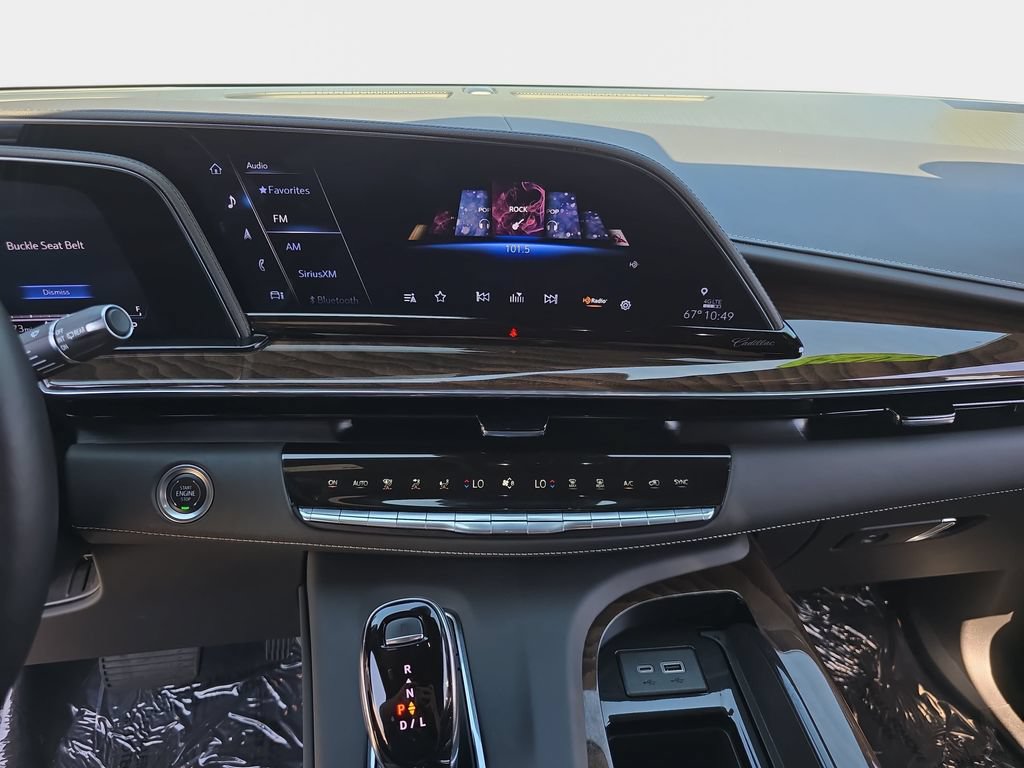 Used 2024 Cadillac Escalade Sport Platinum w/ LPO, ONYX Package AWD/4WD image 25
