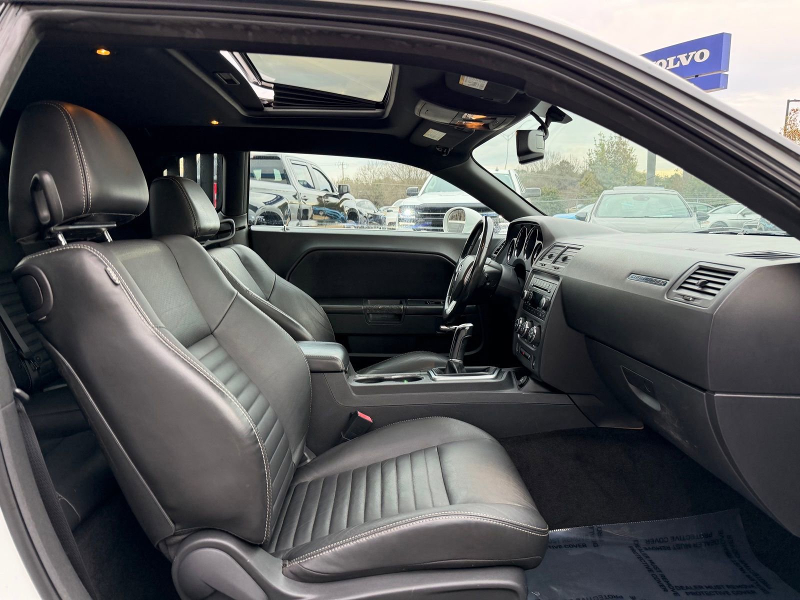 Used 2011 Dodge Challenger R/T RWD image 27