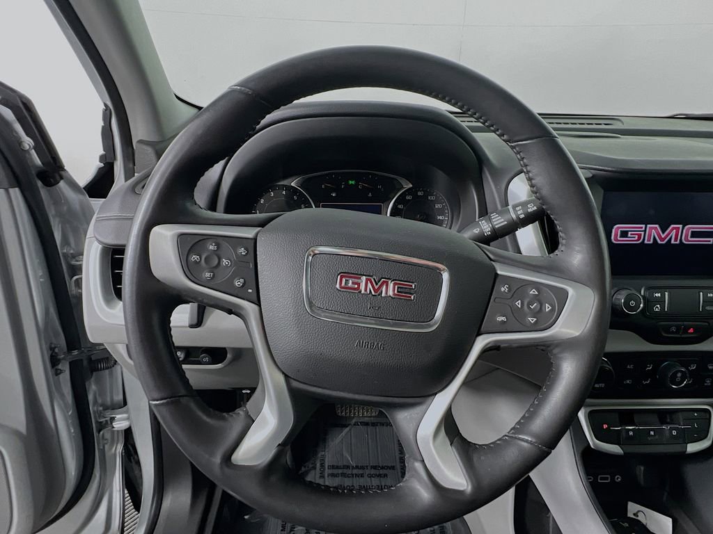 Used 2022 GMC Terrain SLT w/ Infotainment Package II AWD/4WD image 10