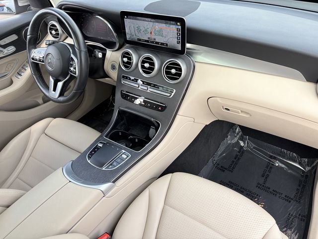 Used 2022 Mercedes-Benz GLC 300 4MATIC image 21