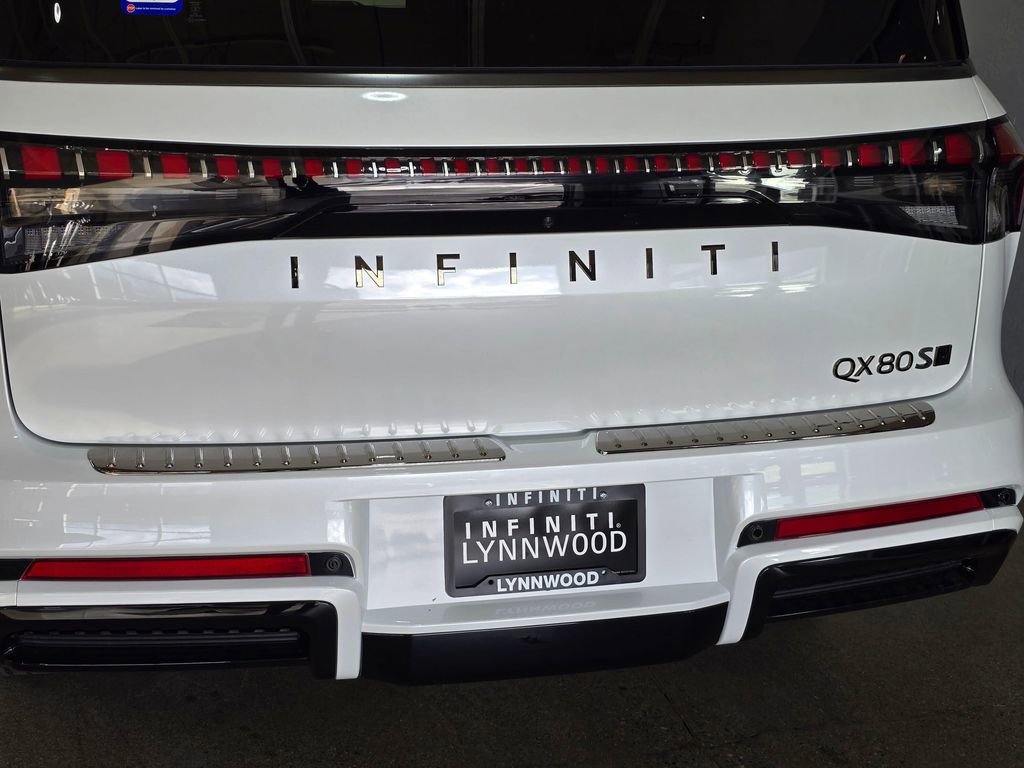New 2026 INFINITI QX80 4WD image 26