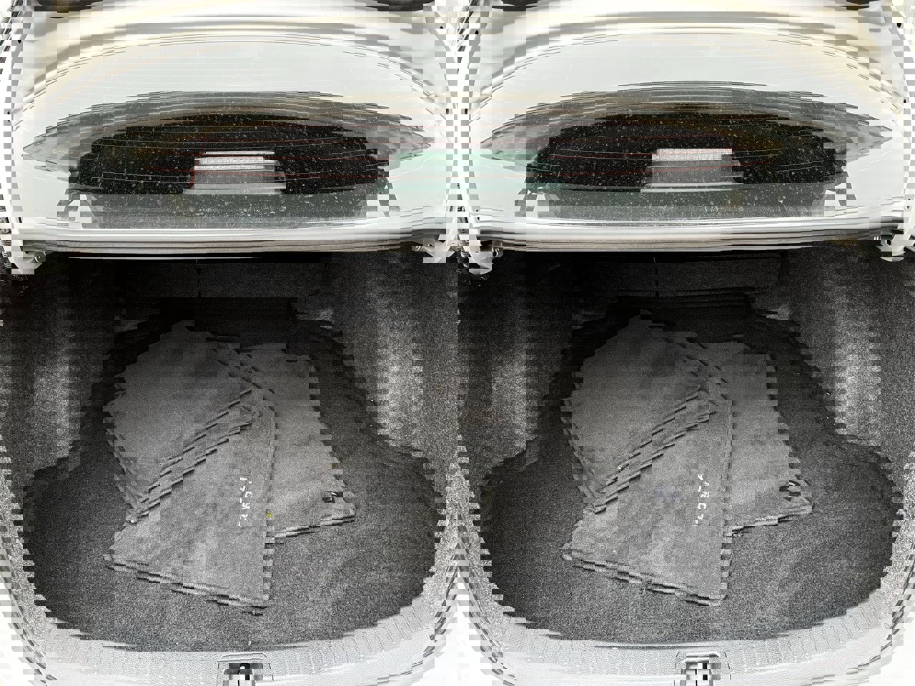 Used 2025 Toyota Corolla LE image 27