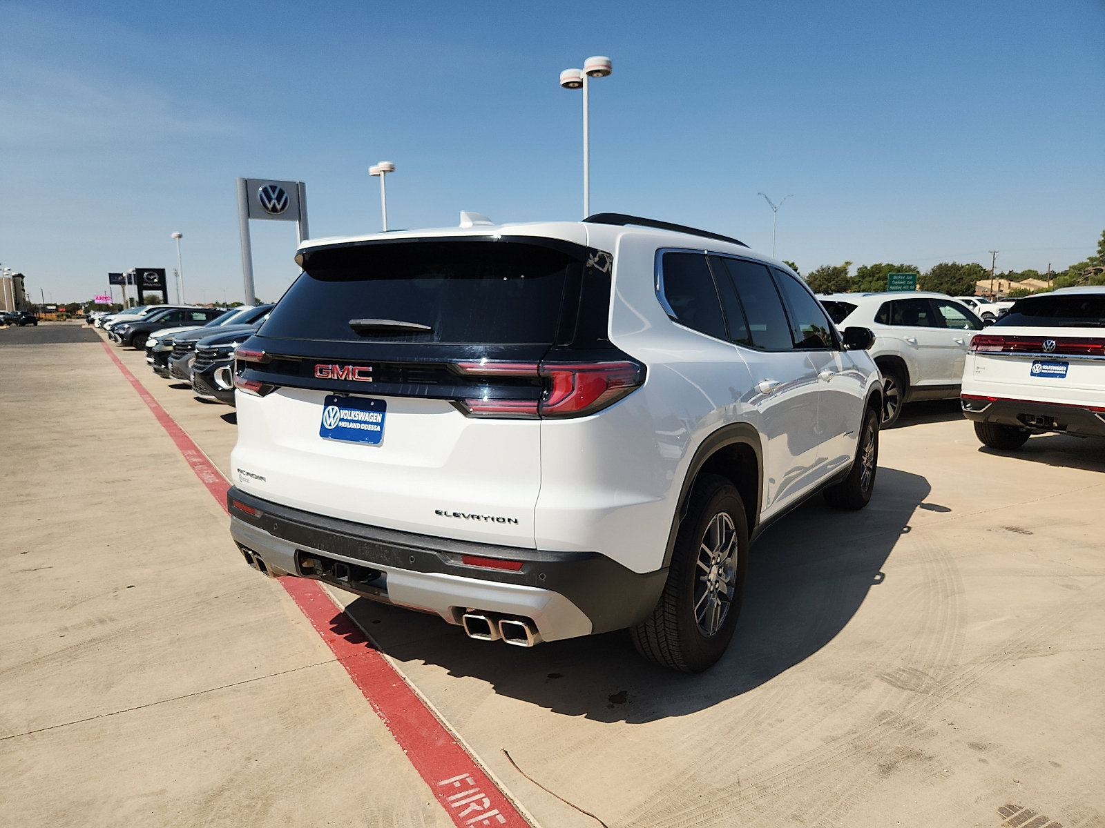 Used 2025 GMC Acadia Elevation w/ LPO, Floor Liner Package FWD image 5