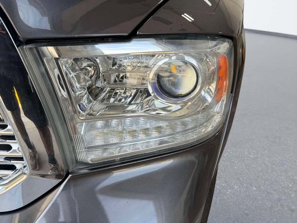 Used 2017 RAM 1500 Laramie AWD/4WD image 4