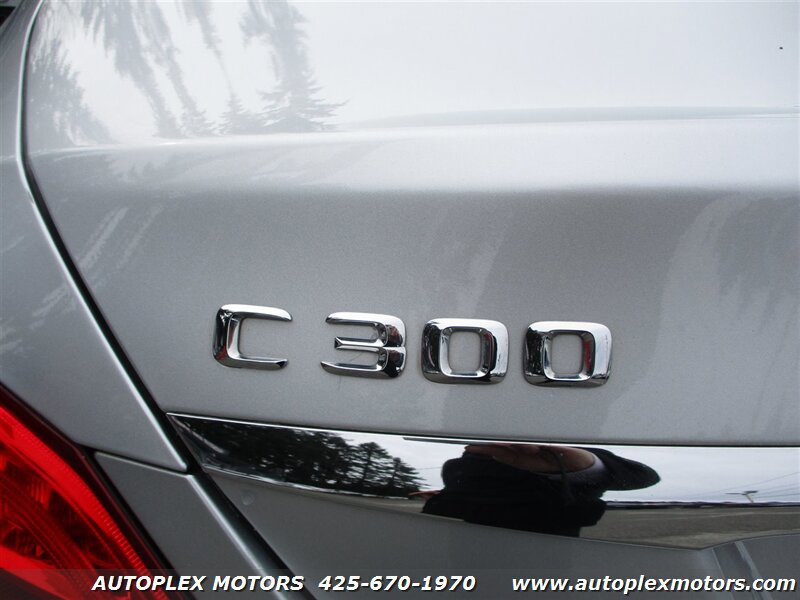 Used 2016 Mercedes-Benz C 300 4MATIC Sedan image 36